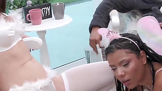 Jennifer Low and Slave Nat Fisting and Golden Shower