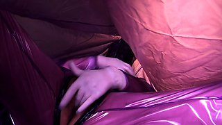 Amateur CDin latex dildoing