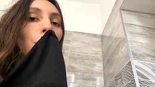 Eating Cream From My Pussy - A Hungry Solo Teen Webcam Show