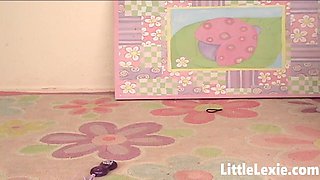 Blonde American Teen Girl Who Fingers Her Pussy Until Orgasm