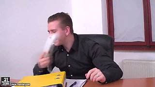Double penetrated y. secretary - Selvaggia