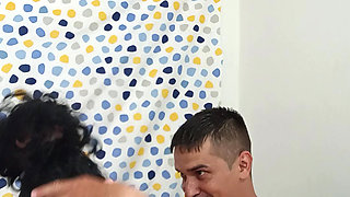 Novia linda sucking polla