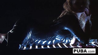 Shyla Stylez : Shyla's Smoking Fetish