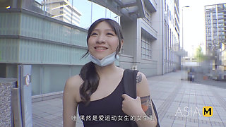 Mdag-0004 Street Hunting/stretched Sex with a Soft Waist