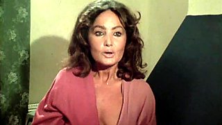 Moana Pozzi And Pozzi Moana - 80s In Her First Film Plays With A Cock And Cooking
