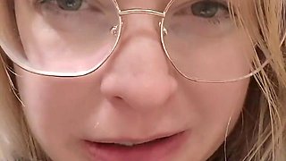 Masturbating to Your Dick Pic