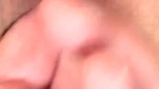 Tischfick in Gespreizte Jungfotze. Mehrfacher Creampie.!!