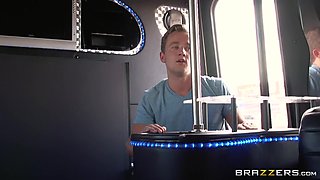 Party Down With The Puny Boy With Van Wylde, Rahyndee James, Abby Cross, Mary Jane Mayhem - Brazzers