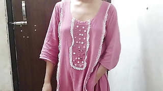 Sister in law ka big bobs daba kar pela