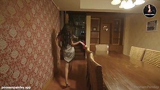 Poonam Pandey Solo Erotic Dance