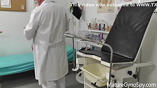 Mature Gyno Secret- Gyno Doctor Records His Mature Female Patient On A Cam
