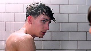 MILFY Naughty MILF Lexi Luna Seduces Horny Stud