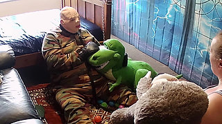 Stepmommy Looks After Leo
