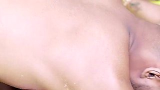 Desi Malkin Seduce by Her Servant While Her Pussy Excited for the Sex