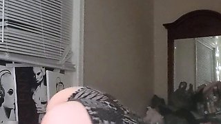 amateur amali2015 flashing ass on live webcam