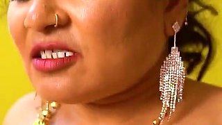 Young Raja Babu Fucking His Beautiful Maid at His Chamber