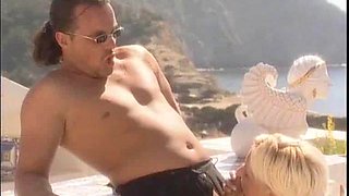 Die Witwe Scene 5: Blowjob, Blonde  Threesome Porn