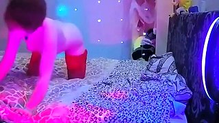 Amateur teen girlfriend home threesome with cumshot