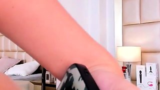 Brunette babe chelsea french solo masturbation