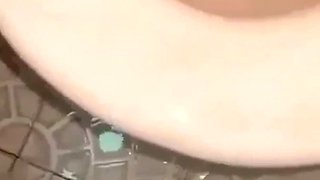 Jilbab Payudara Besar Alami Colok Memek