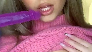 Blonde tight pussy babe solo toy fun in glamour masturbation