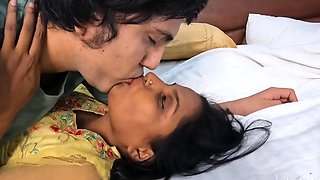 Smoking milf Bhabhi ji takes cock, enjoy hottest XXX porn!