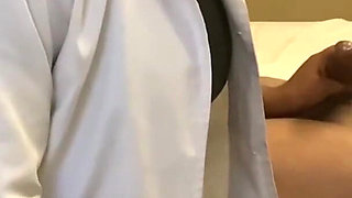 The Boy Got Aroused by Seeing the Sexy Doctor and They Had Sex