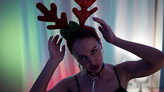 Happy Holidays From Nika Cocos
