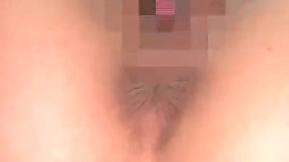 Anal Twitching Masturbation with a Perfect View of the Number of Contractions and Wrinkles of the Squat Asshole 2