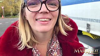 Sexymarghot Public Truck Fuck: Amateur MILF Blowjob & Riding in Parked Cab