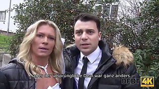 Debt4k. der bräutigam beobachtet, wie seine braut xxx mit einem anderen mann hat
