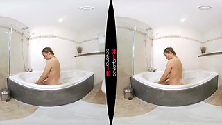 Bath Peek - DeviantsVR