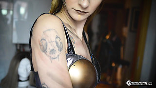 Adelle Unicorn - Cosplay VR Content Backstages