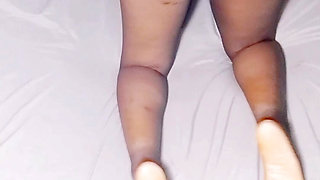 Round soft african nyash in a seductive sexy naked dancd