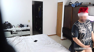 Tocaculos fucks his little helper part 3