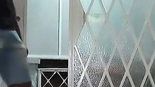 Chamei Um Marido De Aluguel Pra Arrumar Minha Fechadura E Paguei a Ele Dando a Buceta