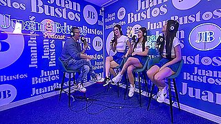 Sex Class And Lesbian Threesome With Powerful Squirt With Alanna, Emma And Anna - Juan Bustos Podcast 20 Min