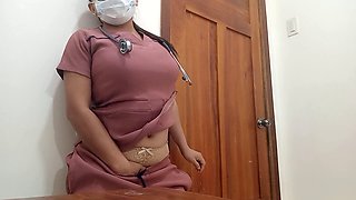 Hot mature doctor films homemade porn at health clinic with big-booty Latina nurse