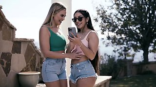 SweetheartVideo - Blake Blossom And Madison Wilde Kissing