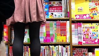 Amateur coeds voyeur fucking in public place