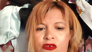 The Blonde Masturbates Very Well