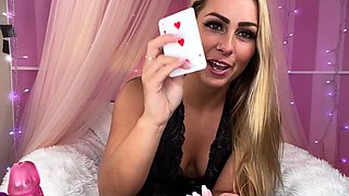 Sexy hottie Anetta Keys enjoys a solo toy masturbation