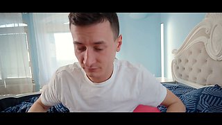 Mommy4k. keep his sausage above water