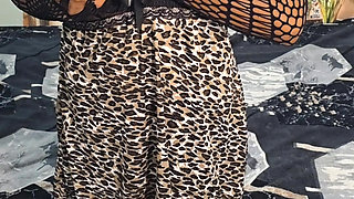 Izha kerala mallu hot wife strip show. Indian mallu kerala cochin married girl fun time alon