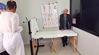 Ator Zegalinha In Noivo Corno Leva Sua Esposa Ao Ginecologista! 11 Min