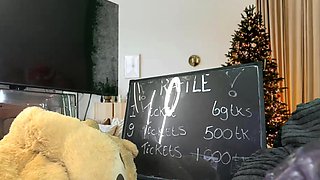 Horny amateur teen toys pussy video