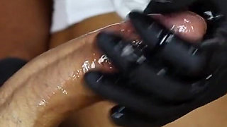 Glans rubbing handjob lead to big cumshot