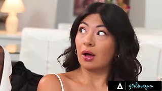 Freya Parker, Avery Jane & Cami Strella’s Hot Lesbian Threesome – Foot Massage to Facesitting & Pussy Eating