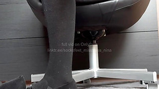POV: I am your teacher and I notice how you constantly look at my feet!