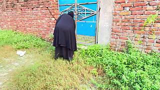 Muslim Hijab Girl From Jungle - Outdoor Sex